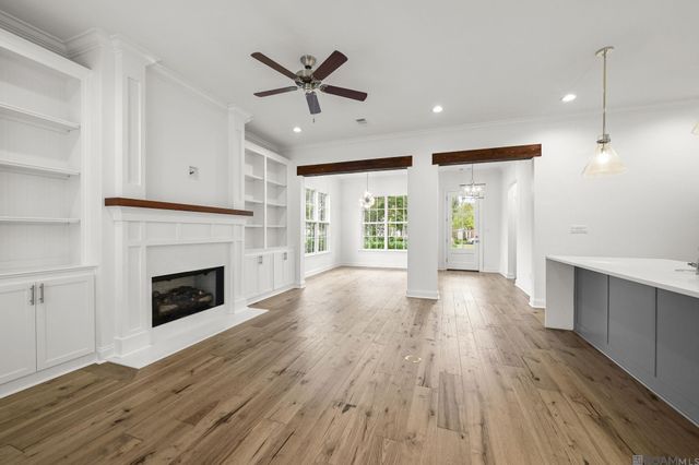 1222 AMERICANA BLVD, Zachary, LA 70791