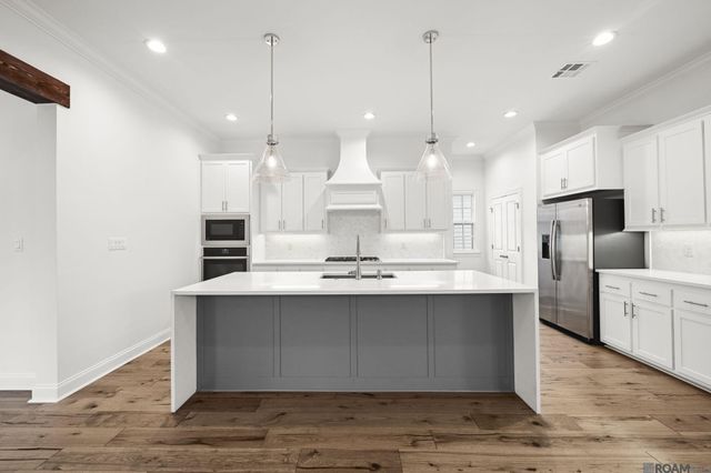 1222 AMERICANA BLVD, Zachary, LA 70791