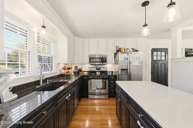 4402 Rudy Ln, Louisville, KY 40207