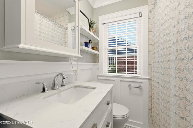 4402 Rudy Ln, Louisville, KY 40207