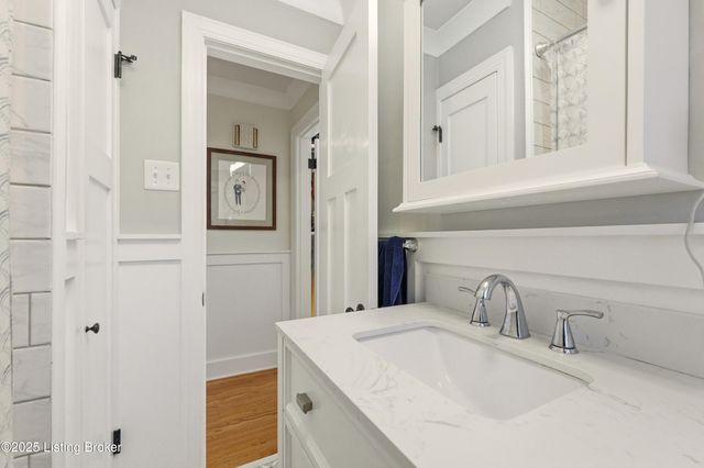 4402 Rudy Ln, Louisville, KY 40207