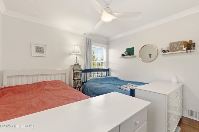 4402 Rudy Ln, Louisville, KY 40207