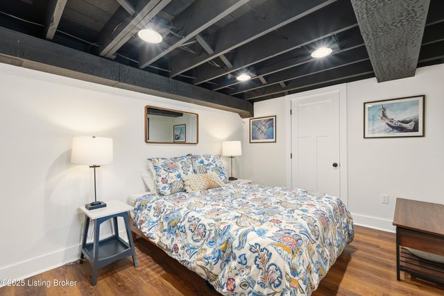 4402 Rudy Ln, Louisville, KY 40207