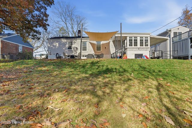 4402 Rudy Ln, Louisville, KY 40207