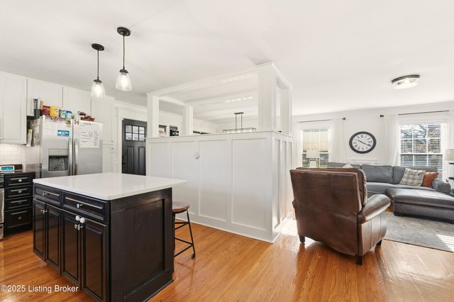 4402 Rudy Ln, Louisville, KY 40207