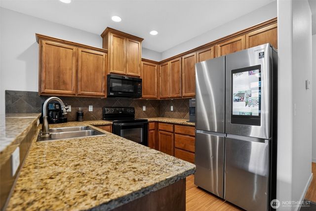 7617 NE 60th Way, Vancouver, WA 98662