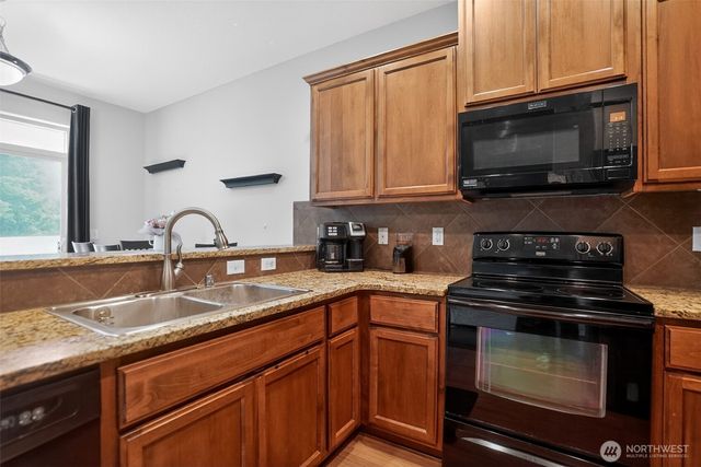 7617 NE 60th Way, Vancouver, WA 98662