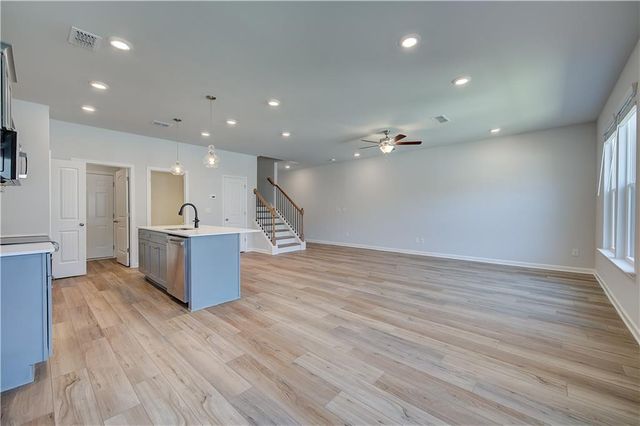 663 Treasure Drive, Stockbridge, GA 30281