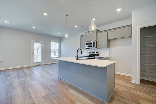 663 Treasure Drive, Stockbridge, GA 30281