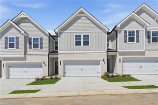 663 Treasure Drive, Stockbridge, GA 30281