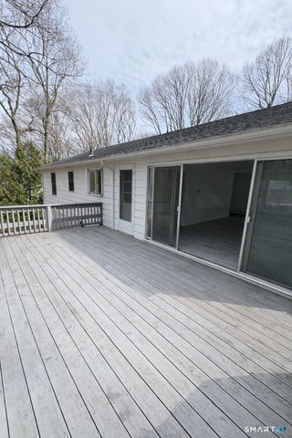 14 Boxwood Lane, Norwich, CT 06360