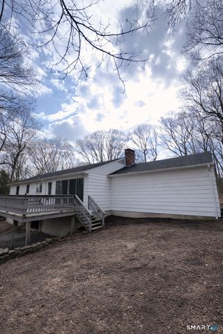 14 Boxwood Lane, Norwich, CT 06360