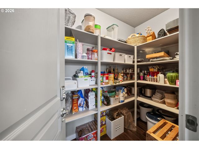 2862 LUCIA Ct, Albany, OR 97321