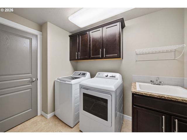 2862 LUCIA Ct, Albany, OR 97321