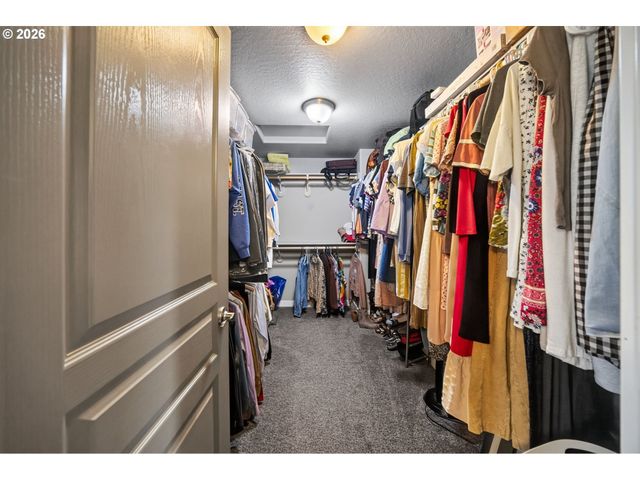 2862 LUCIA Ct, Albany, OR 97321