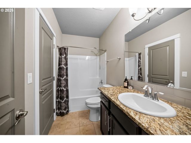 2862 LUCIA Ct, Albany, OR 97321