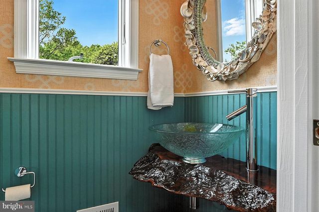 3307 HARNESS CREEK RD, Annapolis, MD 21403