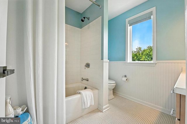 3307 HARNESS CREEK RD, Annapolis, MD 21403