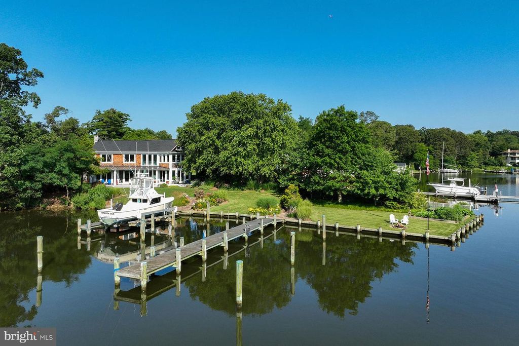 3307 HARNESS CREEK RD, Annapolis, MD 21403