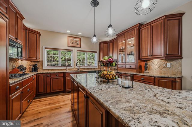 127 HADLEYS MILL RD, Kennett Square, PA 19348
