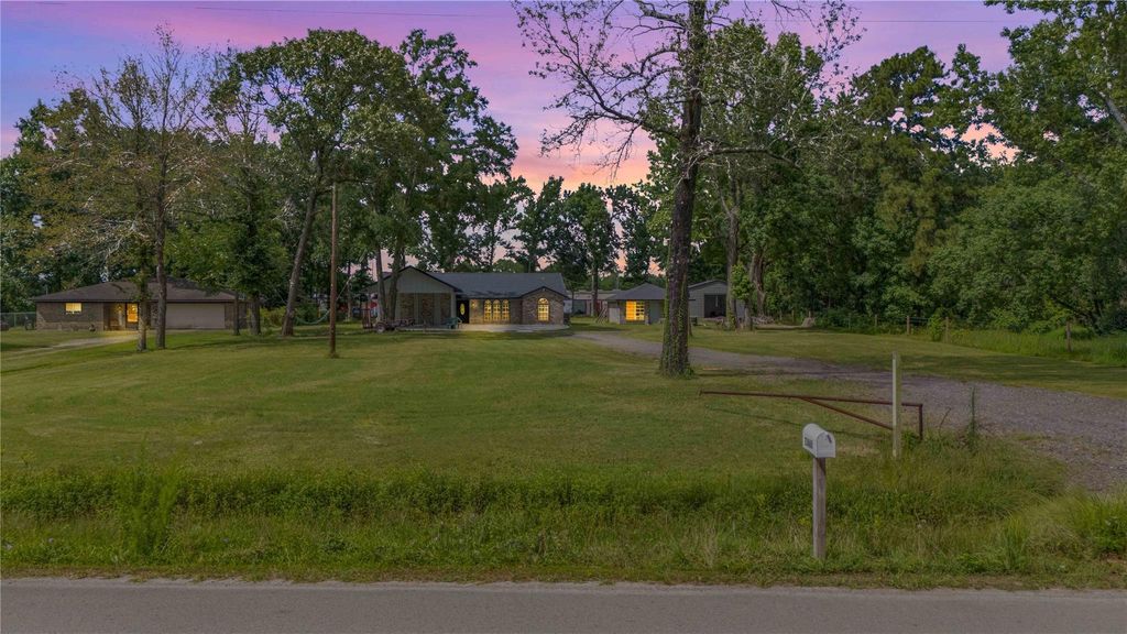 23460 Smith Road, Porter, TX 77365