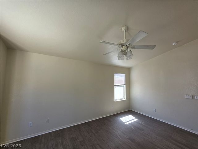 8008 Dover Shores Avenue, Las Vegas, NV 89128