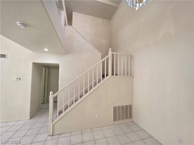 8008 Dover Shores Avenue, Las Vegas, NV 89128