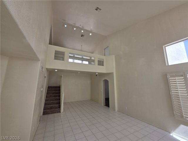 8008 Dover Shores Avenue, Las Vegas, NV 89128