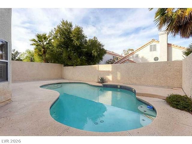 8008 Dover Shores Avenue, Las Vegas, NV 89128