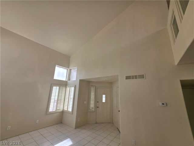 8008 Dover Shores Avenue, Las Vegas, NV 89128