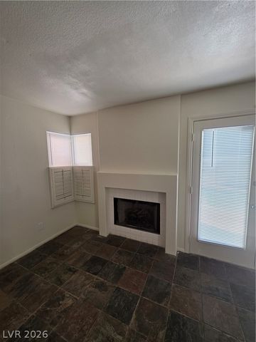 8008 Dover Shores Avenue, Las Vegas, NV 89128