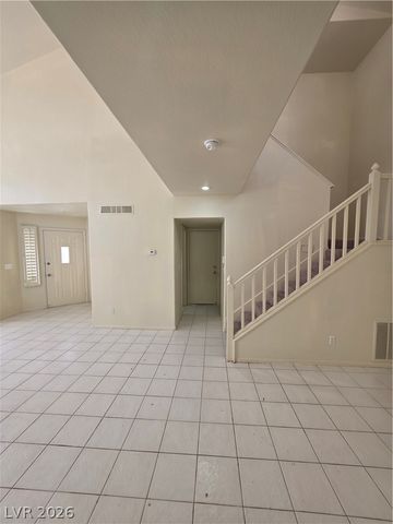 8008 Dover Shores Avenue, Las Vegas, NV 89128