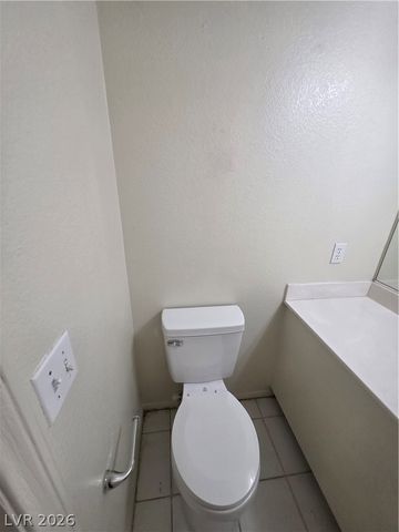 8008 Dover Shores Avenue, Las Vegas, NV 89128