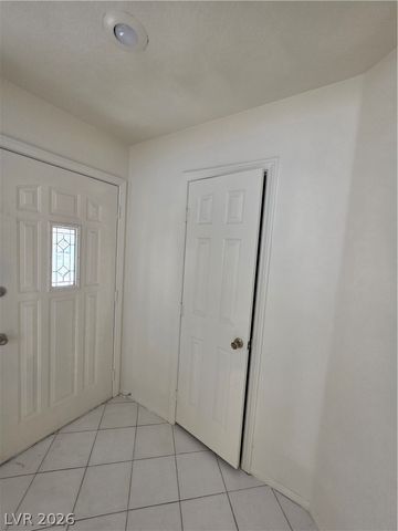 8008 Dover Shores Avenue, Las Vegas, NV 89128