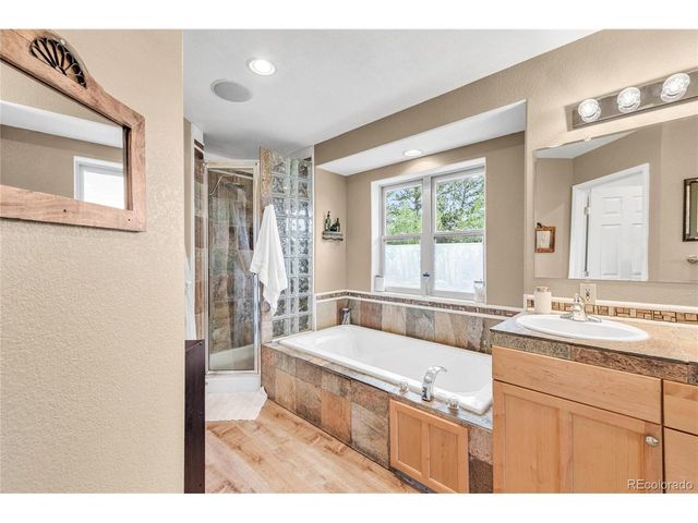 634 N Dory Lakes Dr, Black Hawk, CO 80422