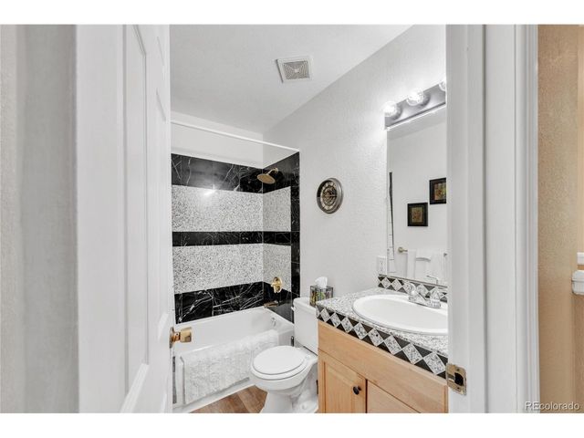 634 N Dory Lakes Dr, Black Hawk, CO 80422