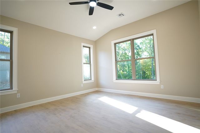 29 Kinross Drive, Bella Vista, AR 72715