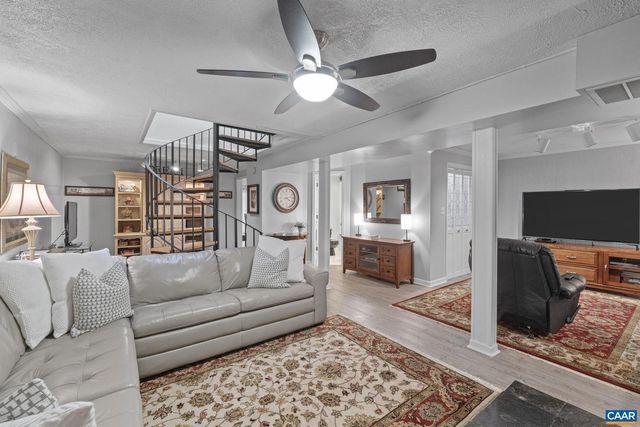 640 JEFFERSON DR, Palmyra, VA 22963