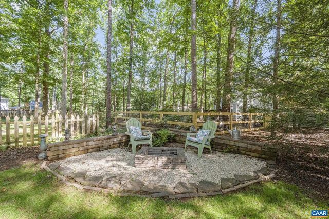 640 JEFFERSON DR, Palmyra, VA 22963