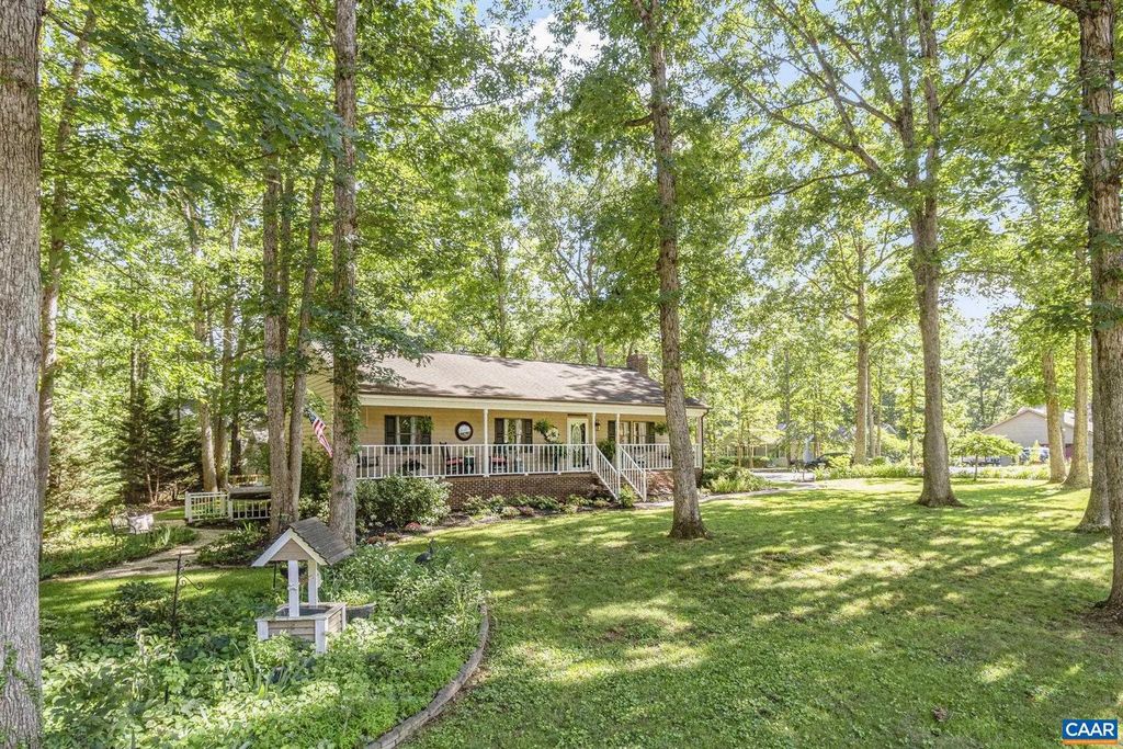 640 JEFFERSON DR, Palmyra, VA 22963