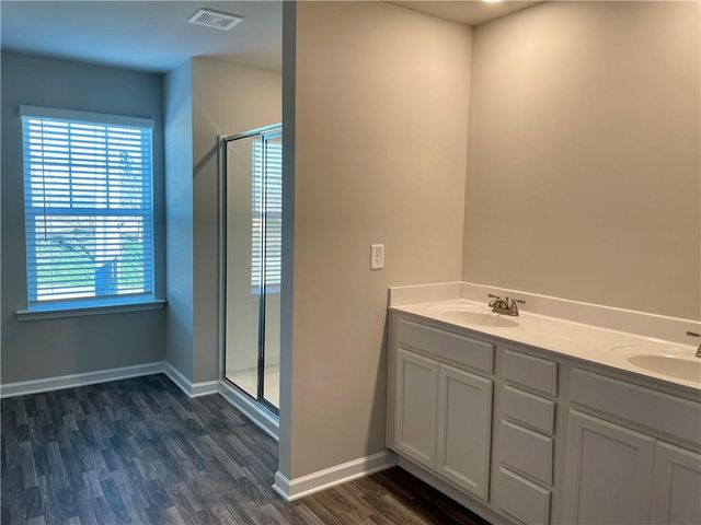 511 Ruths Drive, Woodstock, GA 30188