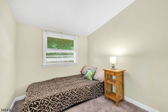 107 Overlook Rd, Vernon Twp., NJ 07461