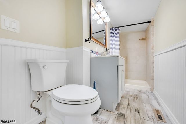 107 Overlook Rd, Vernon Twp., NJ 07461