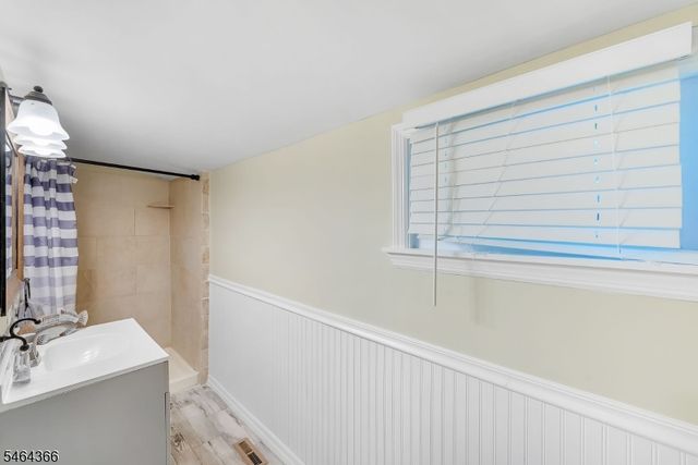 107 Overlook Rd, Vernon Twp., NJ 07461