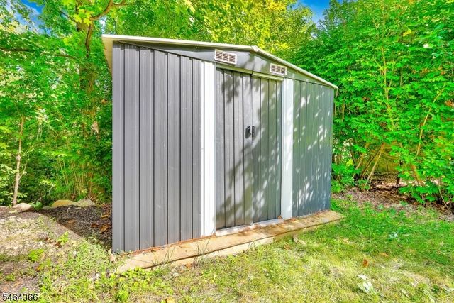 107 Overlook Rd, Vernon Twp., NJ 07461