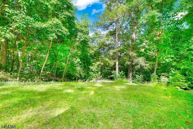 107 Overlook Rd, Vernon Twp., NJ 07461