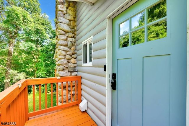 107 Overlook Rd, Vernon Twp., NJ 07461