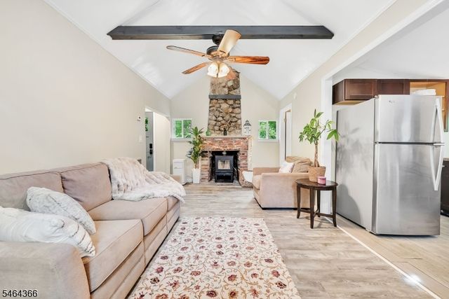 107 Overlook Rd, Vernon Twp., NJ 07461