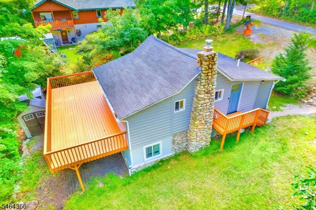 107 Overlook Rd, Vernon Twp., NJ 07461 — photo 3