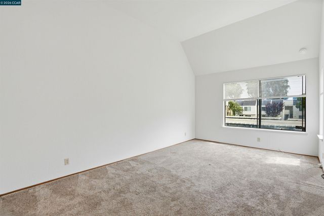 3746 Stoneglen N, Richmond, CA 94806